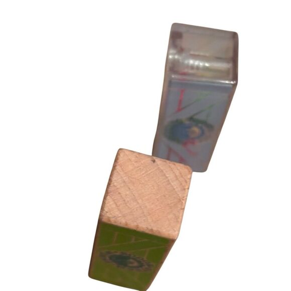 Thomas The Train Lot Of 2 Sodor Steam Works Cargo Magnetic Blocks - Picture 6 of 6